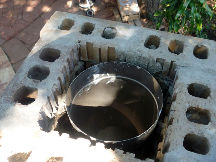 inside chimney - to be lined with vermiculite